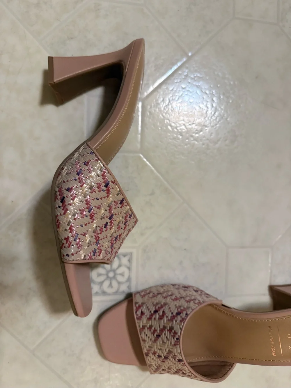 LC Lauren Conrad Blush Pink Woven Slide Mules - Picture 2 of 3